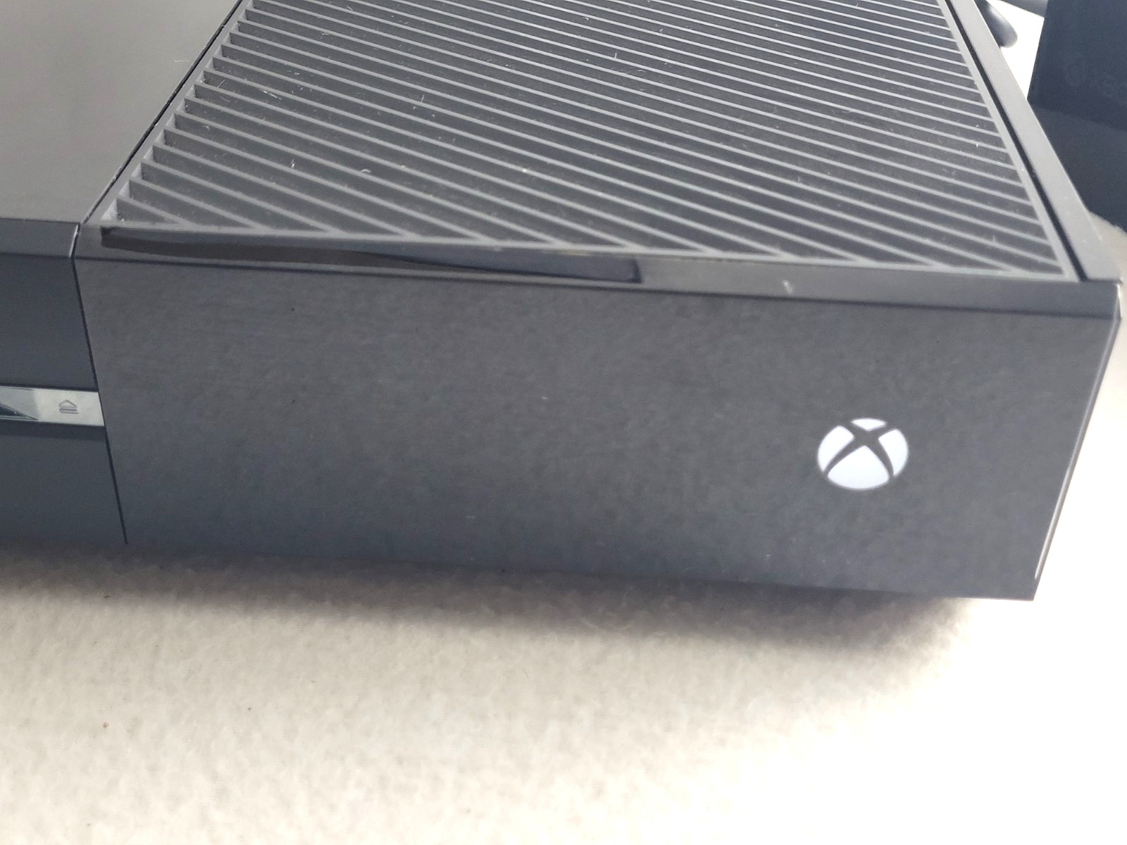 Microsoft Xbox One 500GB Console Matte Black w/ Kinect & Preloaded Games TESTED
