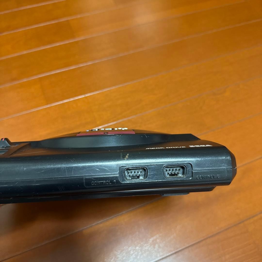SEGA Mega Drive 16-bit console, untested, junk.