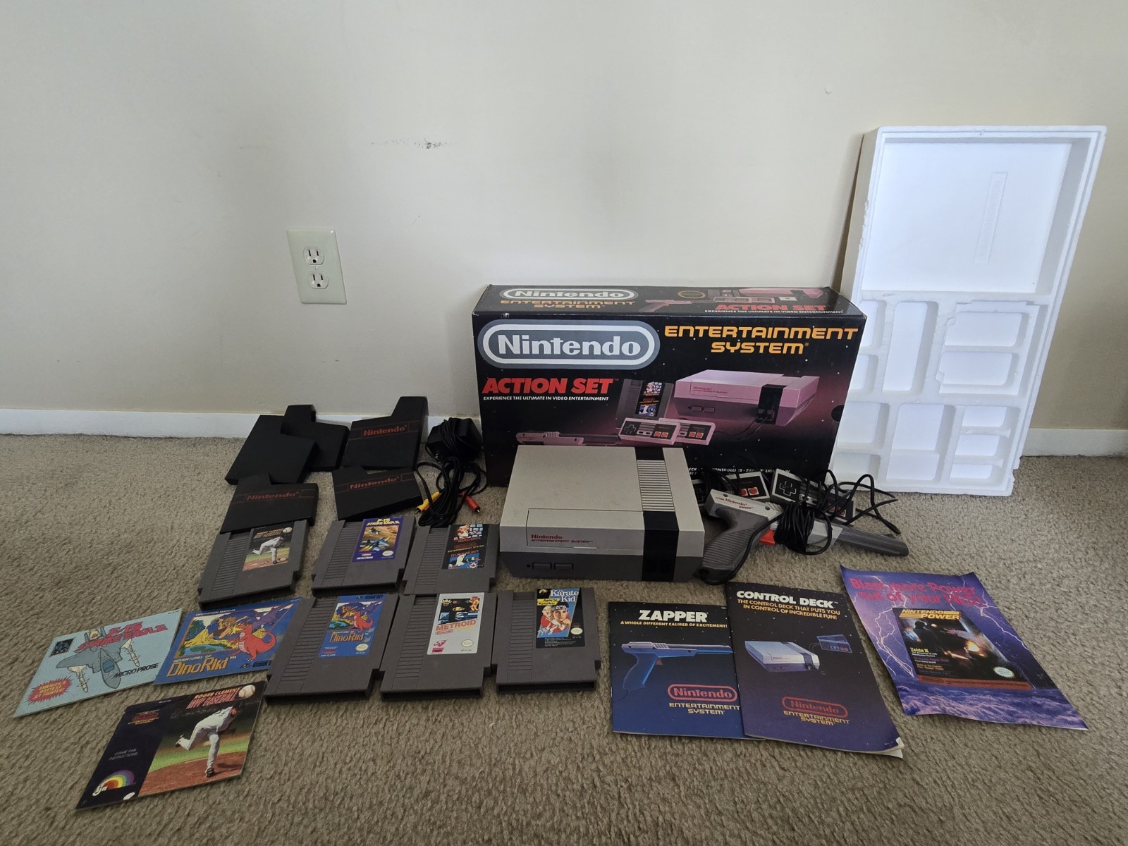 Nintendo NES Action Set Home Console Complete In Box With 6 Games, 2 Controllers