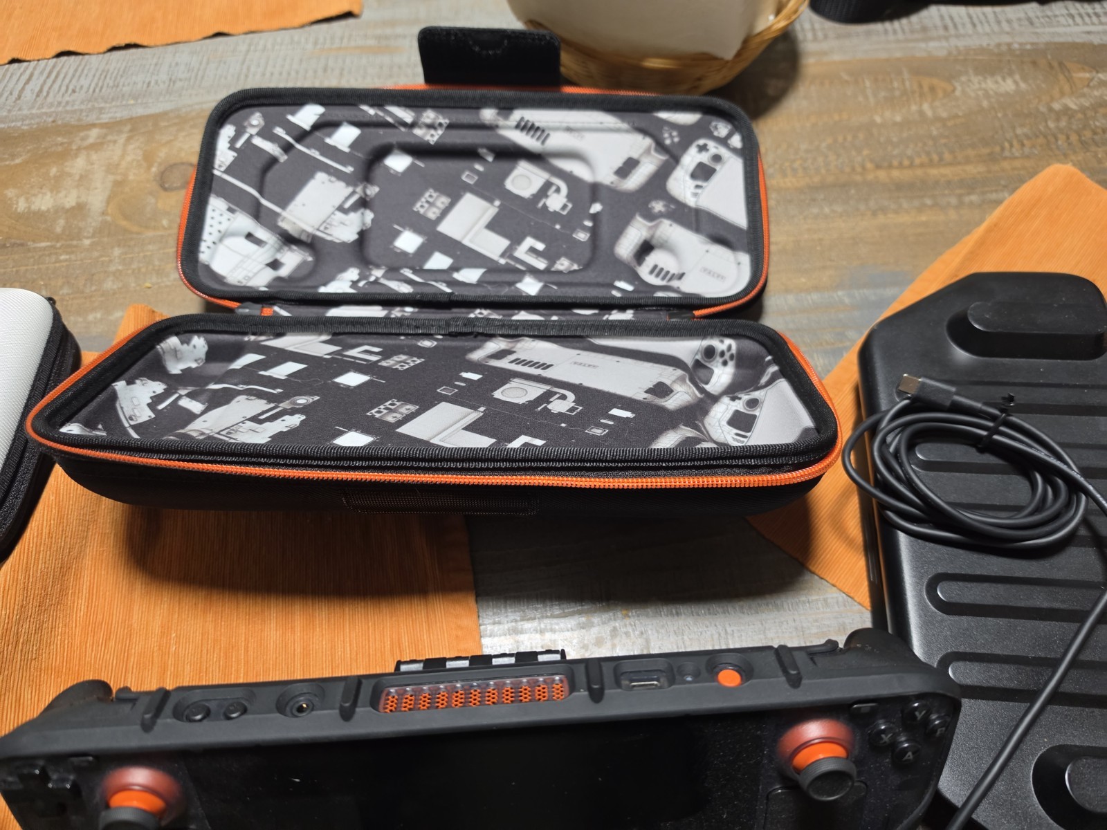Steam Deck OLED 1TB Limited Translucent Edition + dBrand Killswitch Case