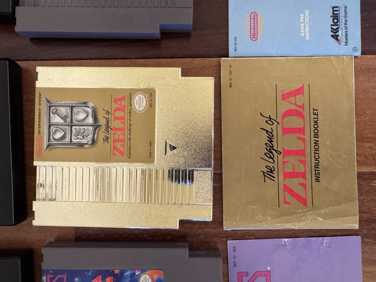 1988 Nintendo NES Console With 5 Games