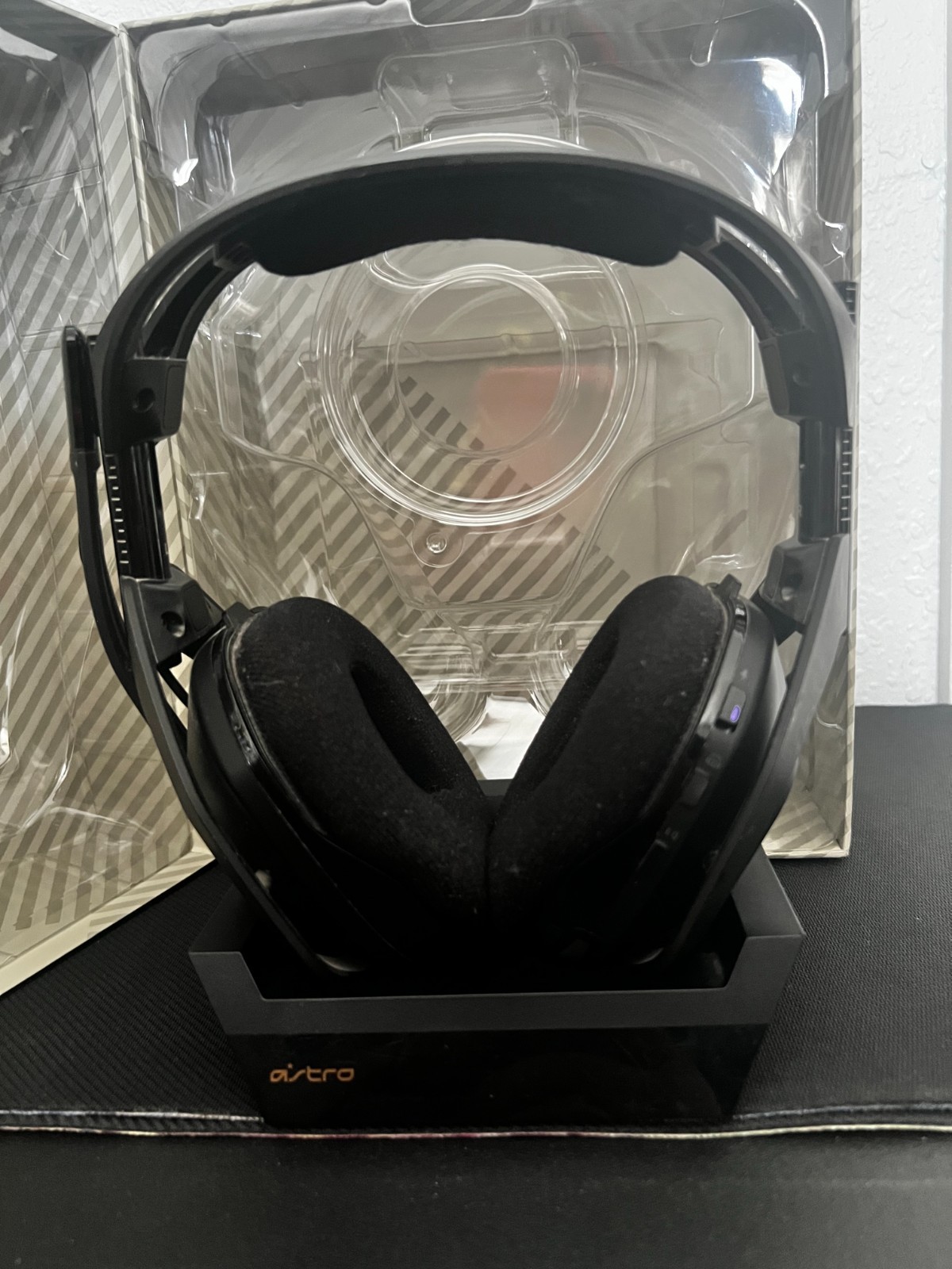 Xbox Series X 1TB Console, elite 2 controller, and Astro A50 Headset Lot (Used)