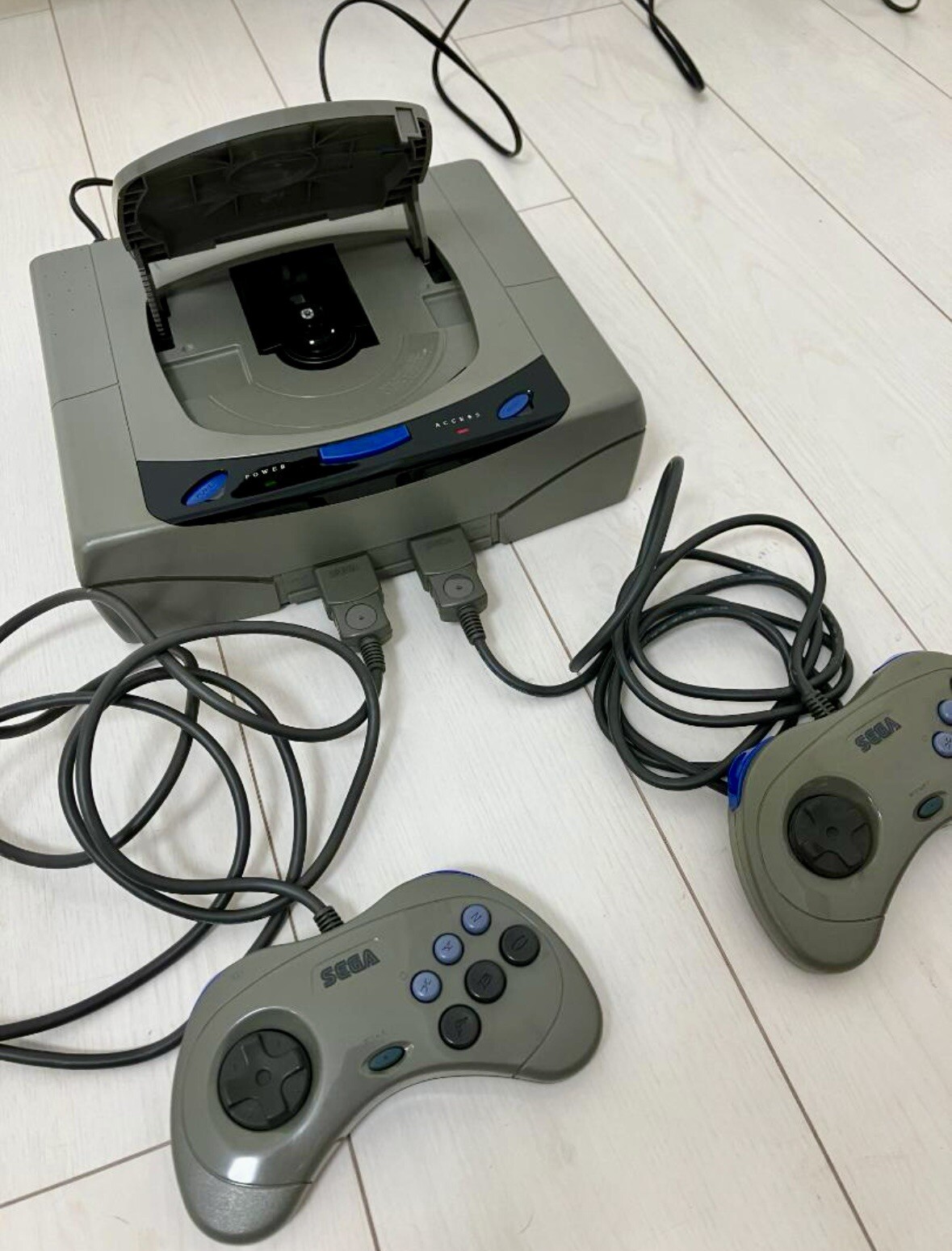 Sega Saturn Console Gray HST-0004 with 2 controllers Japanese Version tested