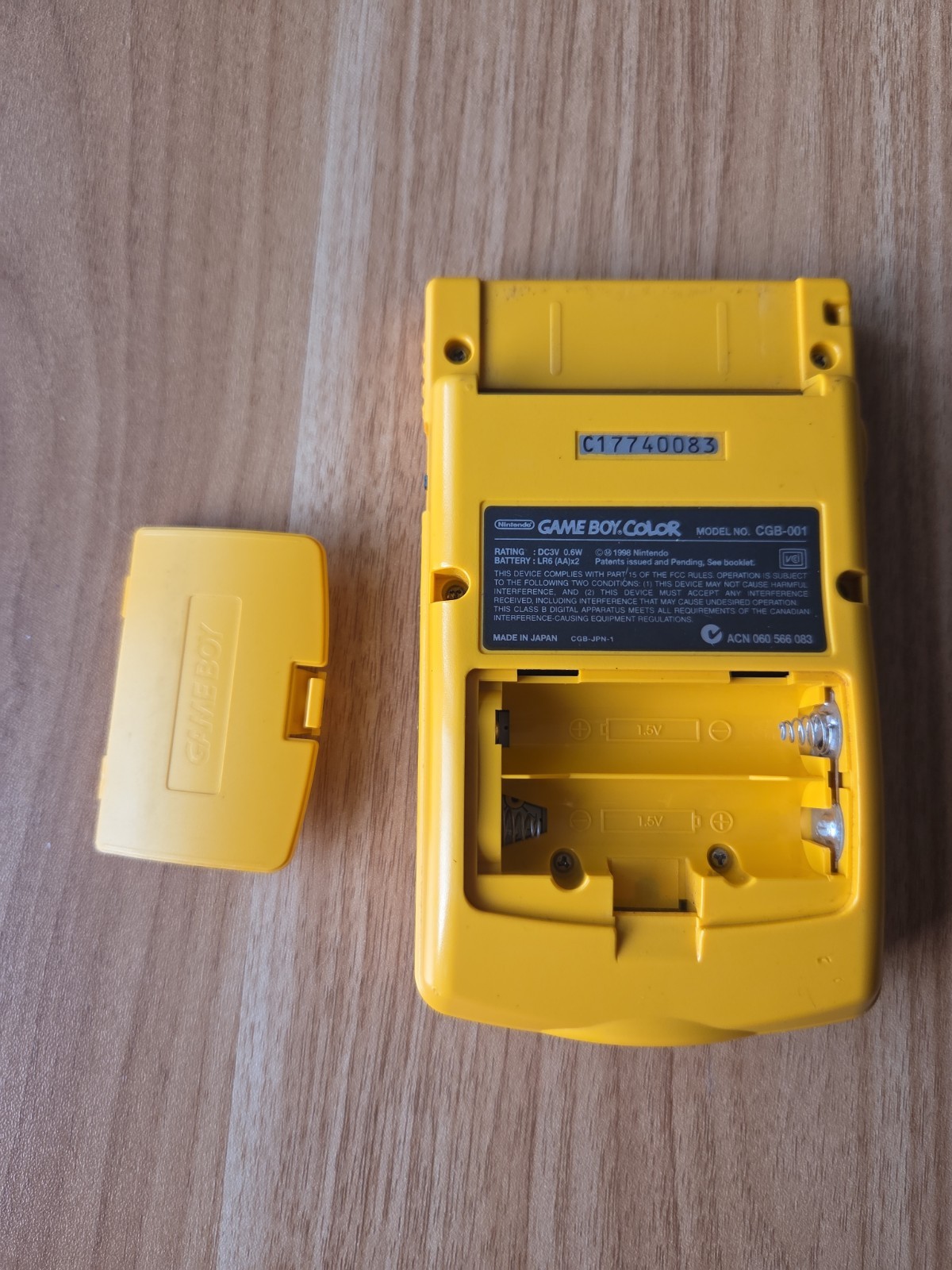 Nintendo Gameboy Color GBC Yellow Dandelion Handheld Console System CGB-001