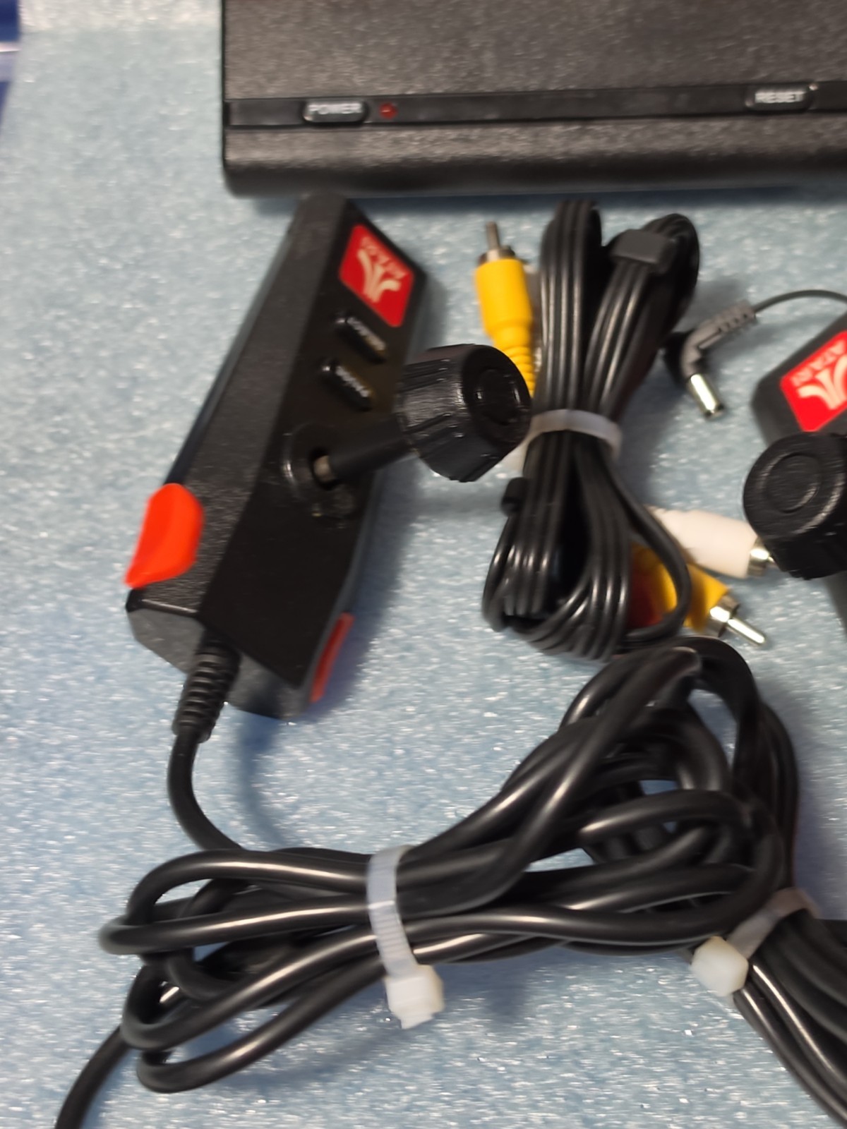ATARI Flashback 7800 MINI, Console with Controllers & Cords, TESTED WORKING,