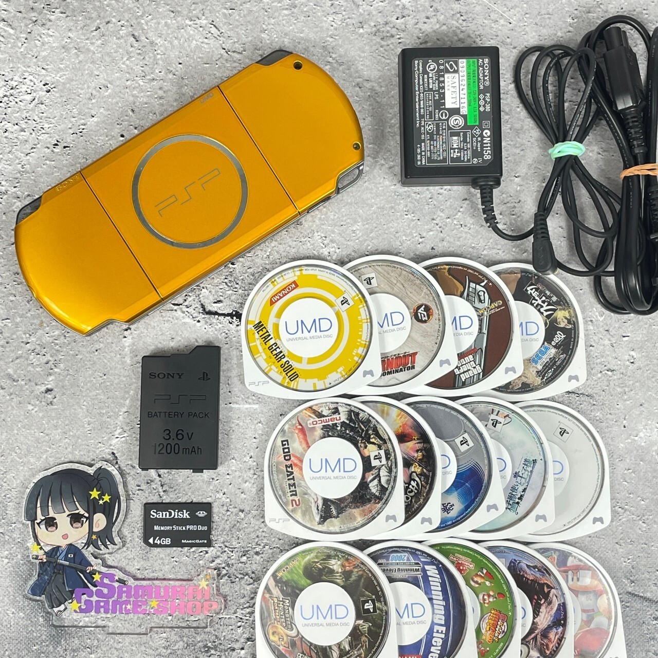 PSP 3000 SONY Playstation Portable Console Charger Battery Random 4 Games+Memory