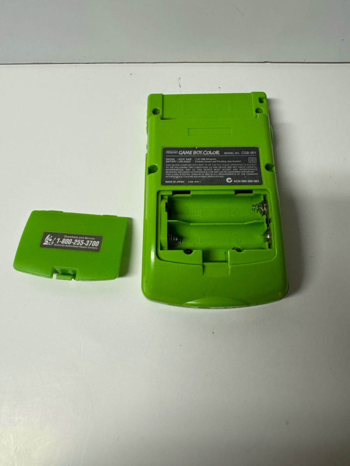 Nintendo Game Boy Color Handheld Game Console CGB-001 Kiwi – Tested & Working!