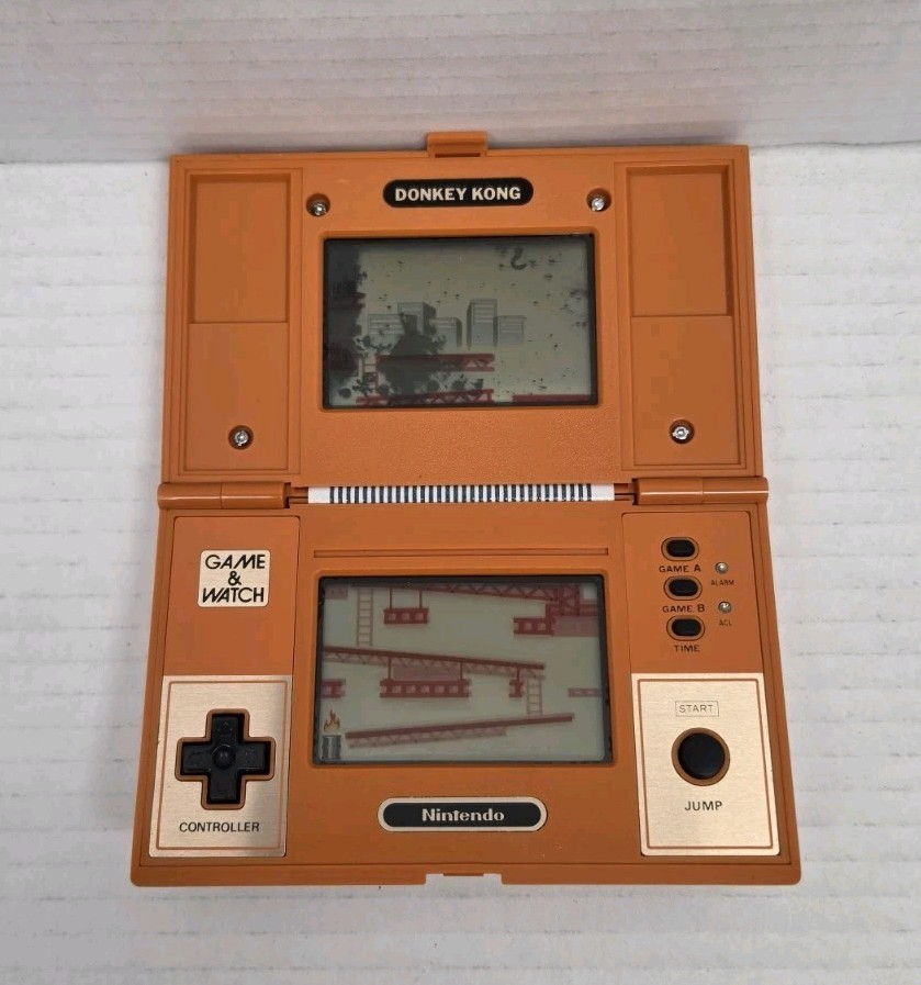 Vintage 1982 Game & Watch Nintendo Multi Screen Donkey Kong for Parts or Repair