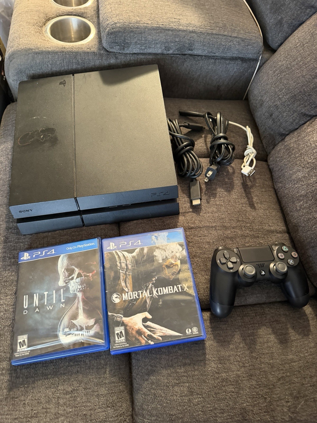 Sony PlayStation 4 500GB Jet Black Console With Games