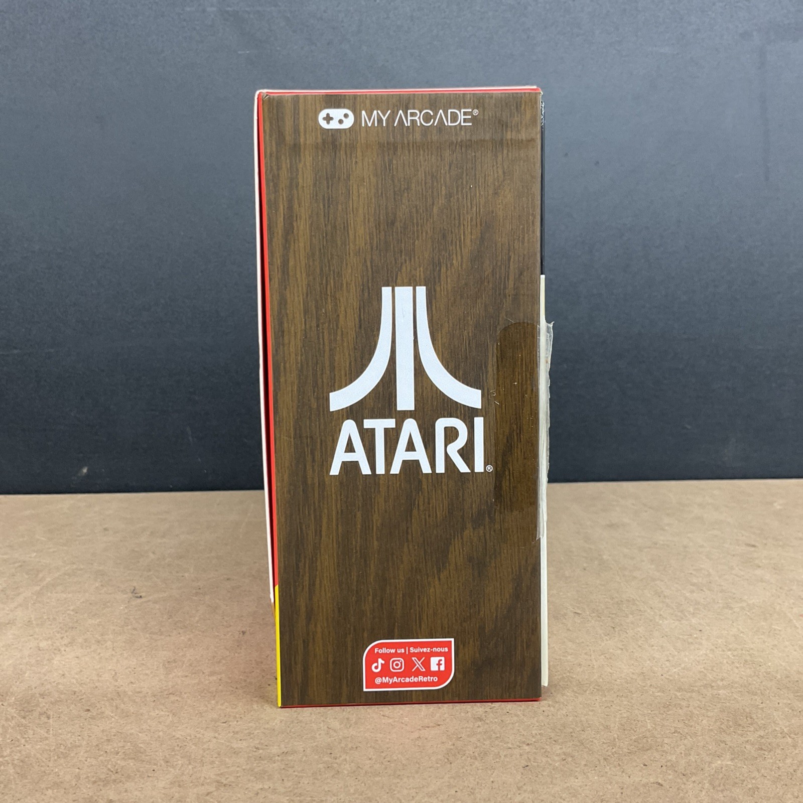 MY ARCADE ATARI GAMESTATION GO RECHARGEABLE BATTERY OVER 200+ PRELOADED RETRO