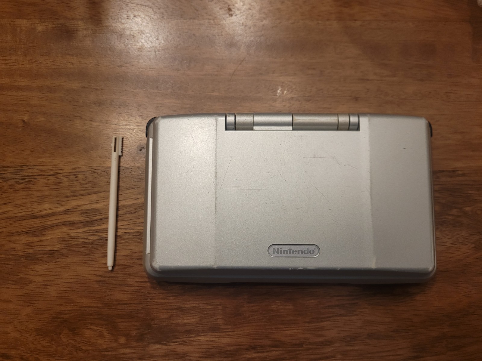 Platinum Nintendo DS – Read Description