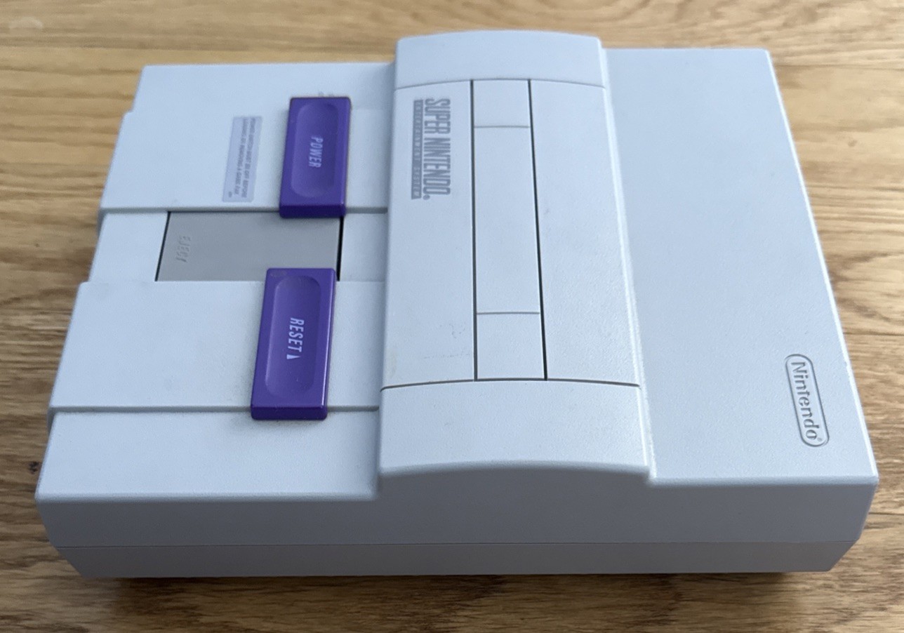 Super Nintendo SNES Super Set CIB Console w/ Box, Super Mario World, OEM Control
