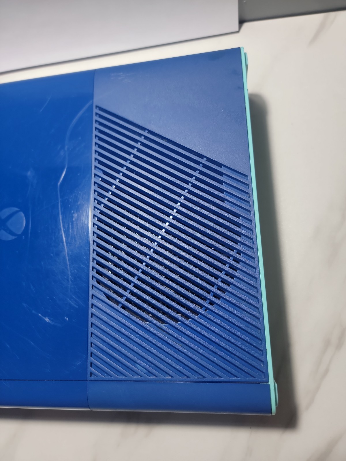 Microsoft Xbox 360 E Blue & Green Special Edition Console Model 1538 500GB