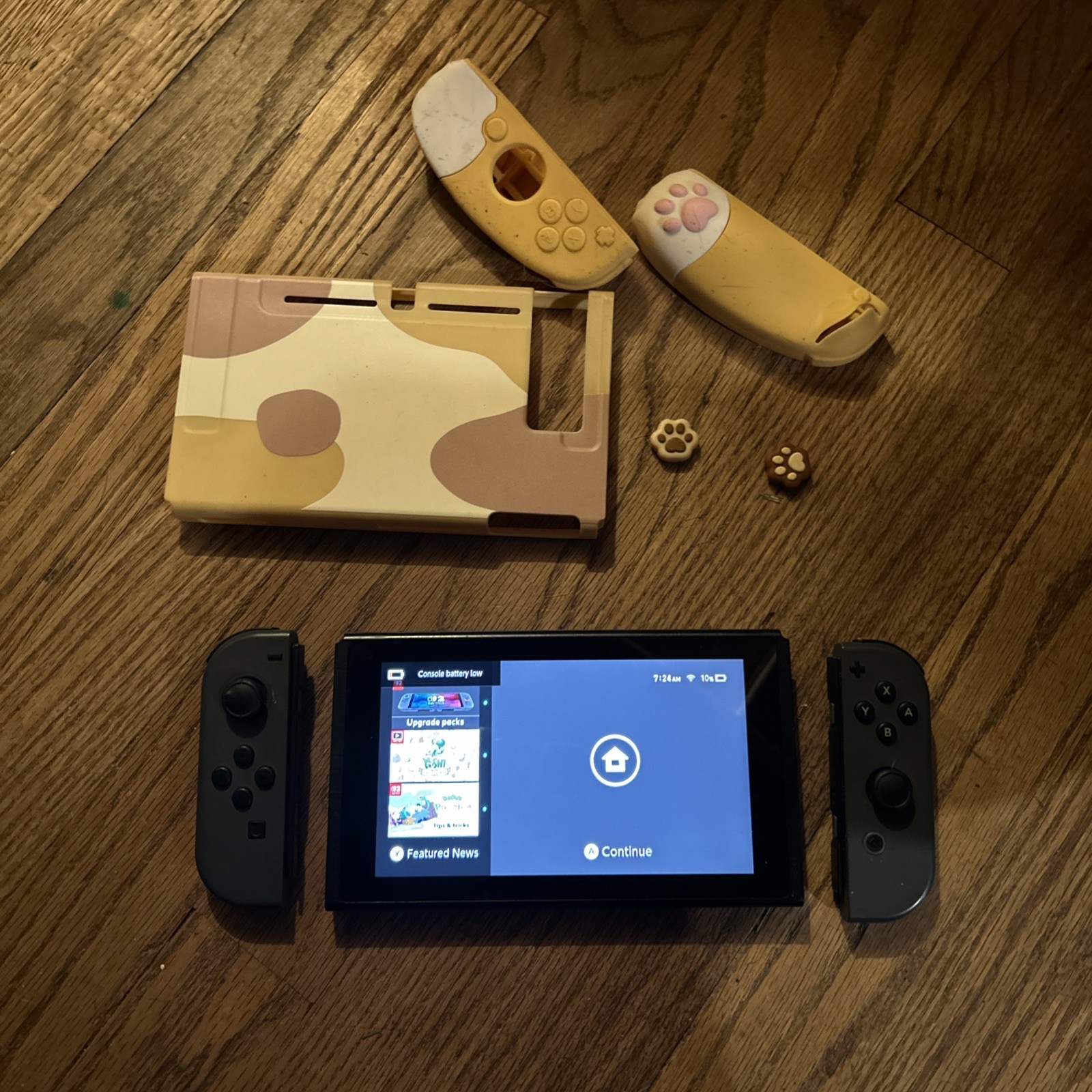 Nintendo Switch Console Charger Included Case Included