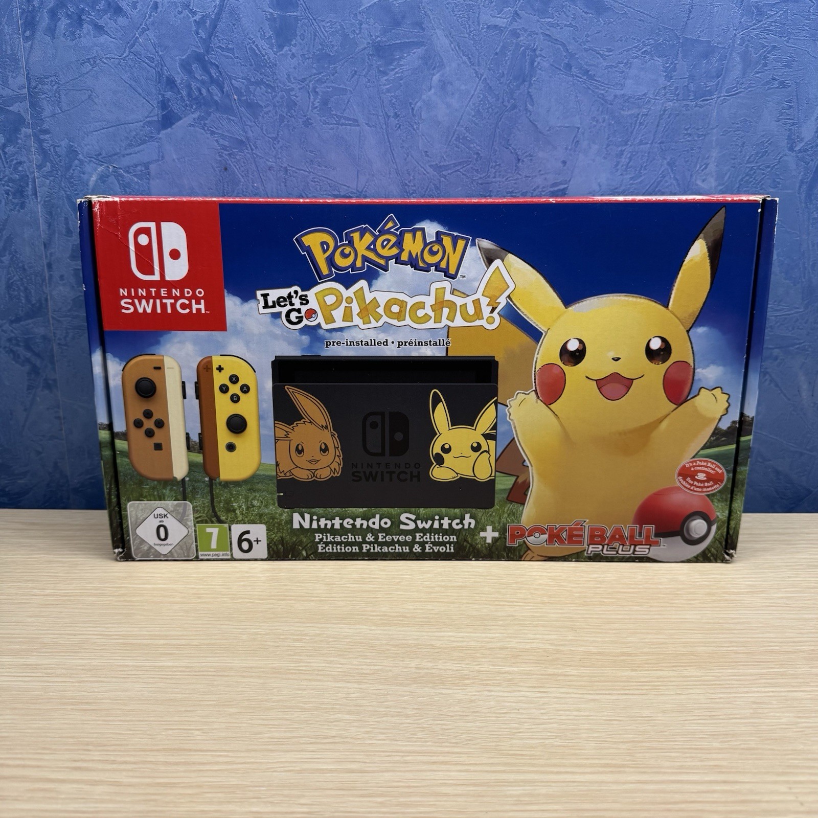 Nintendo Switch – Pokemon Let’s Go Pikachu Limited Edition + Pokeball Plus