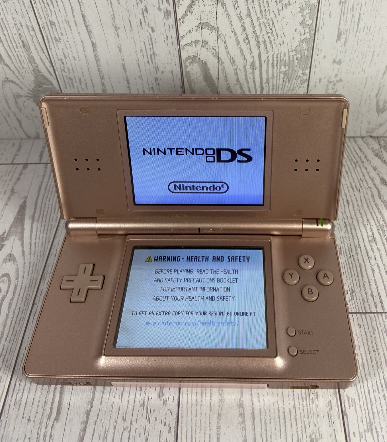 Nintendo DS Lite 4GB Pink UG530495314 Works Great Brand New Battery