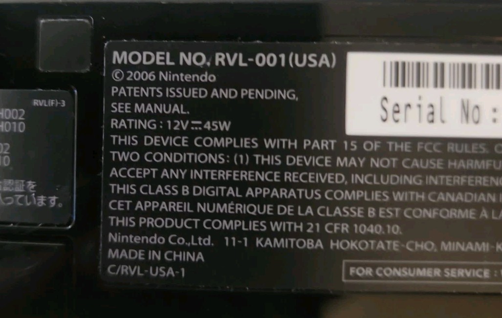 Black Nintendo Wii RVL-001 Motion Plus Console 2 Controllers Cables Mount Works!