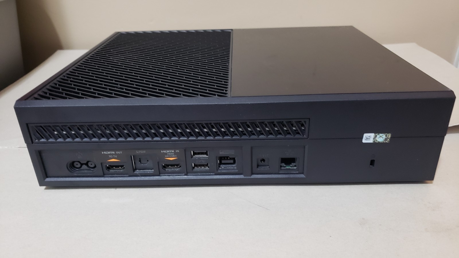 Microsoft Xbox One 500GB Console Model 1540 Black With 7 Games !