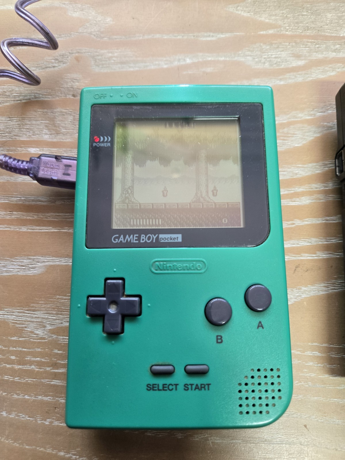 2 Nintendo Game Boy Pocket MGB-001 Green and Black With Light -Read Description
