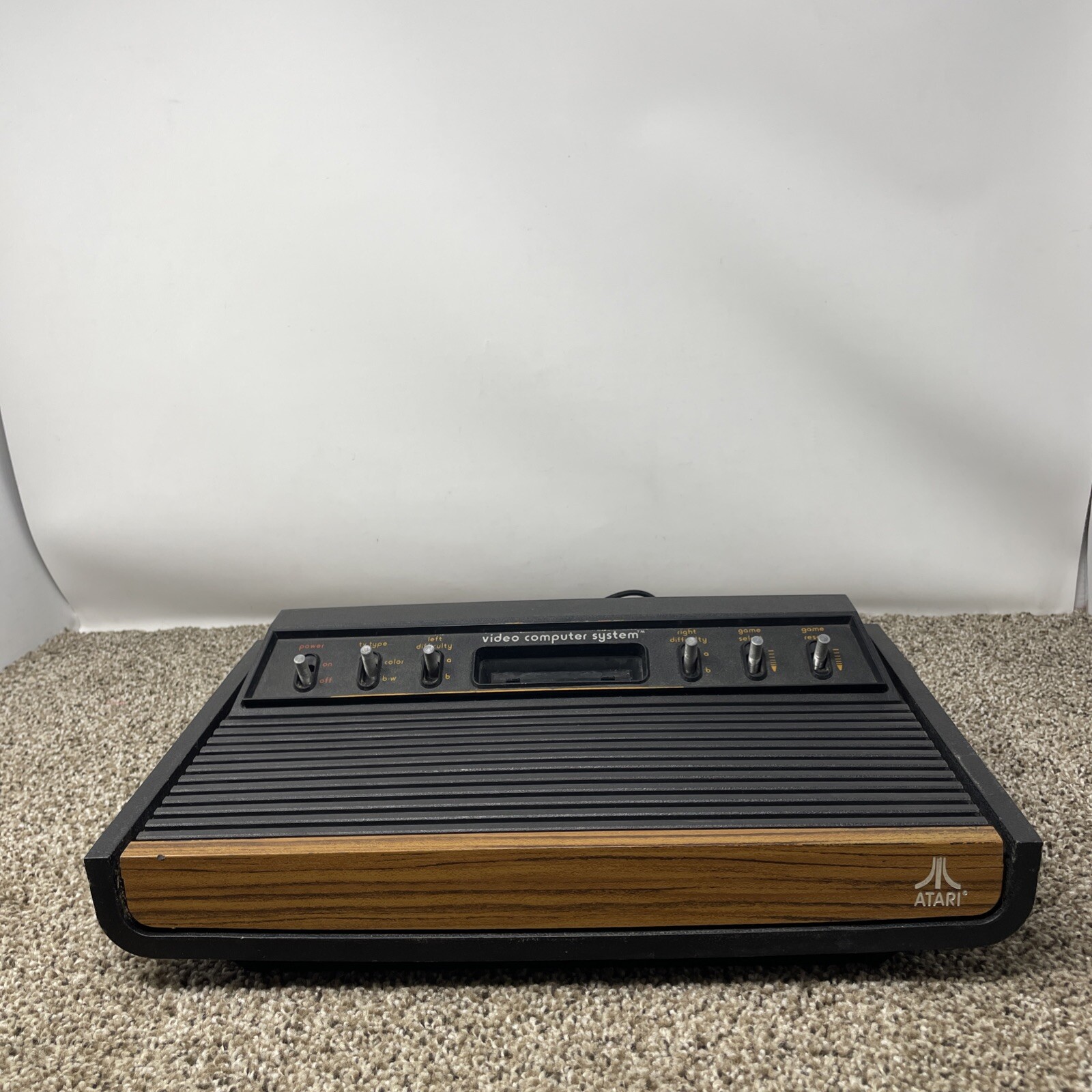 Atari 2600 Heavy Sixer Console In Box Chess Piece Box Tested Works READ