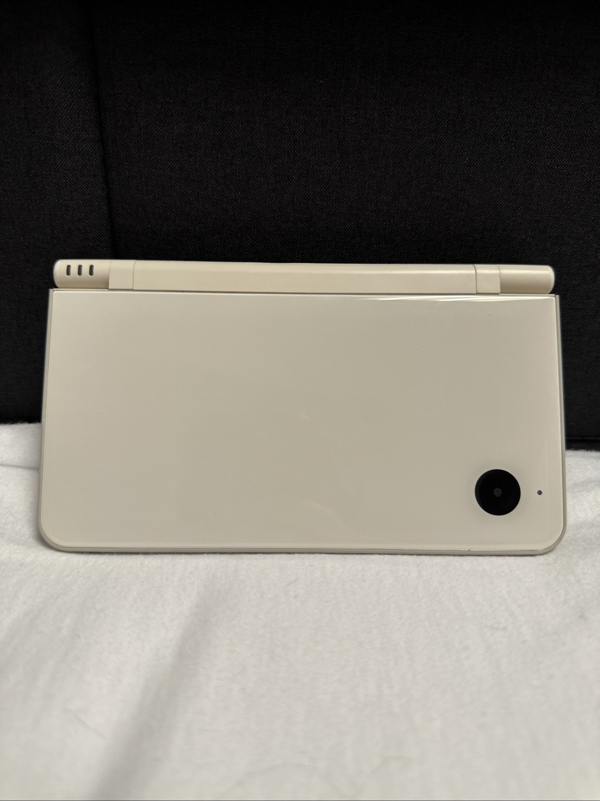 Nintendo DSi LL/XL – Natural White