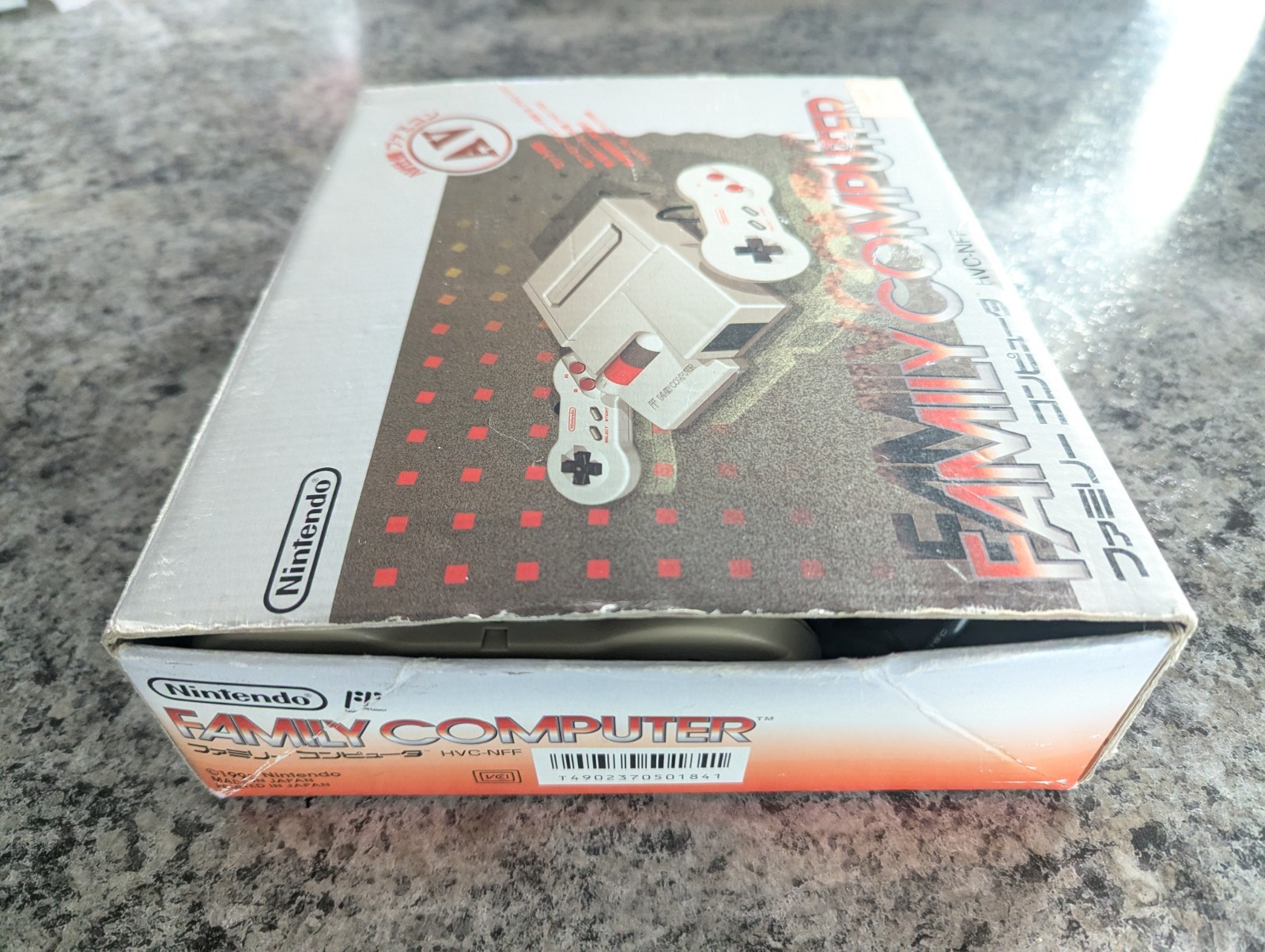 Nintendo AV Famicom Console (HVC-101) w/ Original Box NTSC-J US Seller