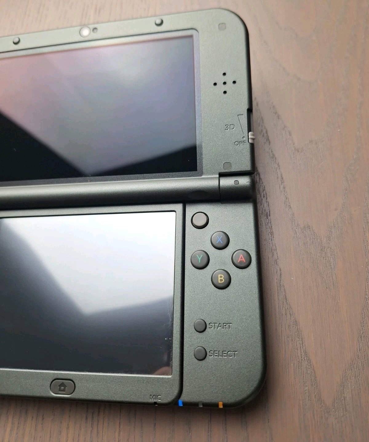 New Nintendo 3DS XL Metallic Black | Charger 32GB SD Card | REGION FREE TOP IPS