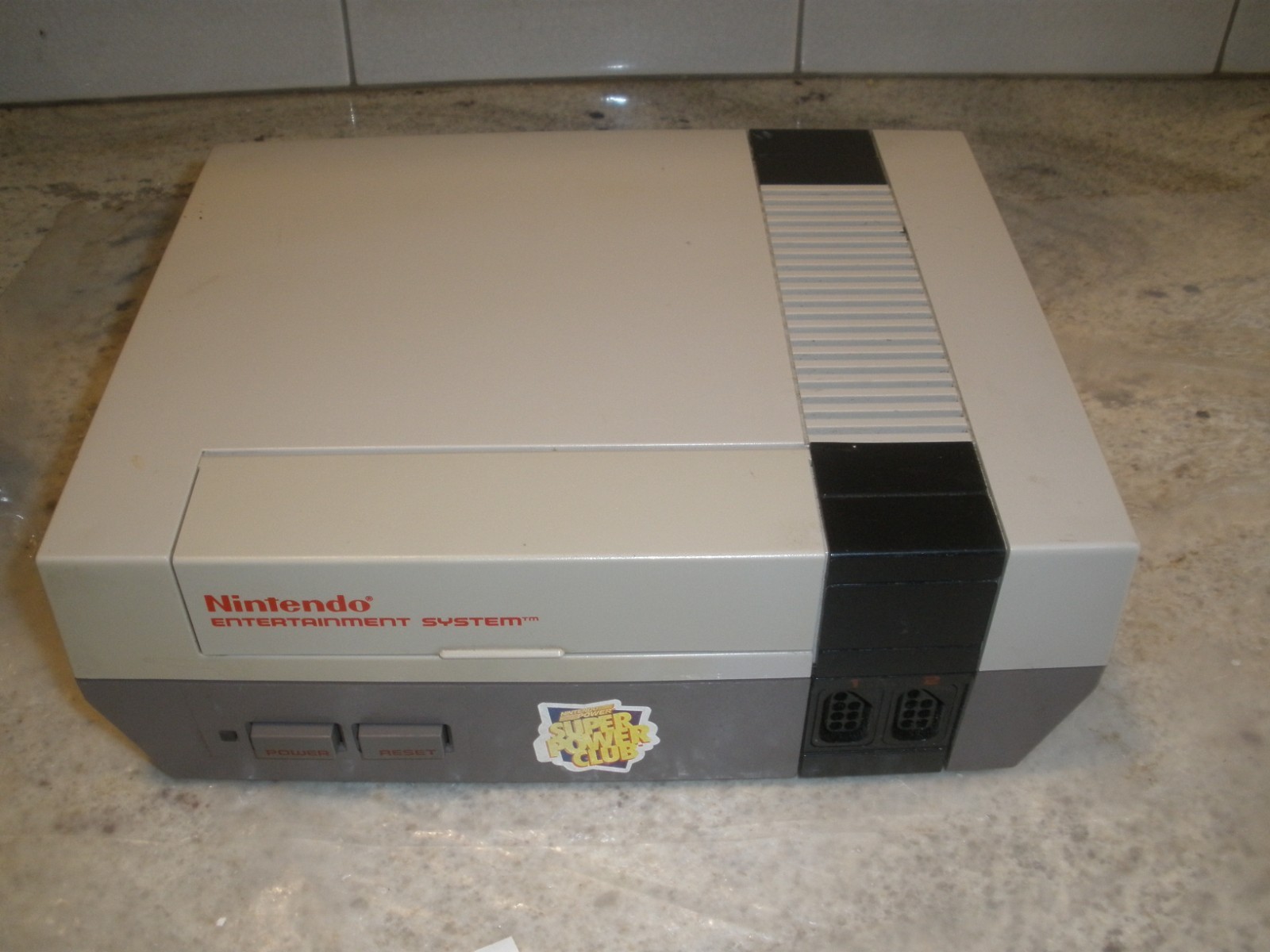 ORIGINAL NINTENDO NES HOME CONSOLE NES-001 WORKS (READ DESC