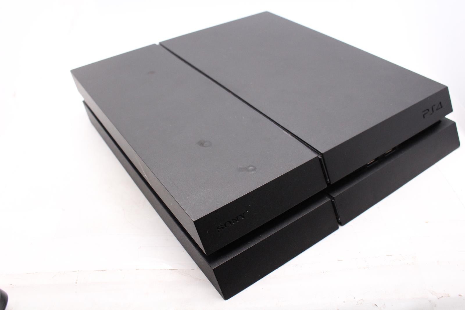 Playstation 4 500GB Black Console CUH-1215A With Controller