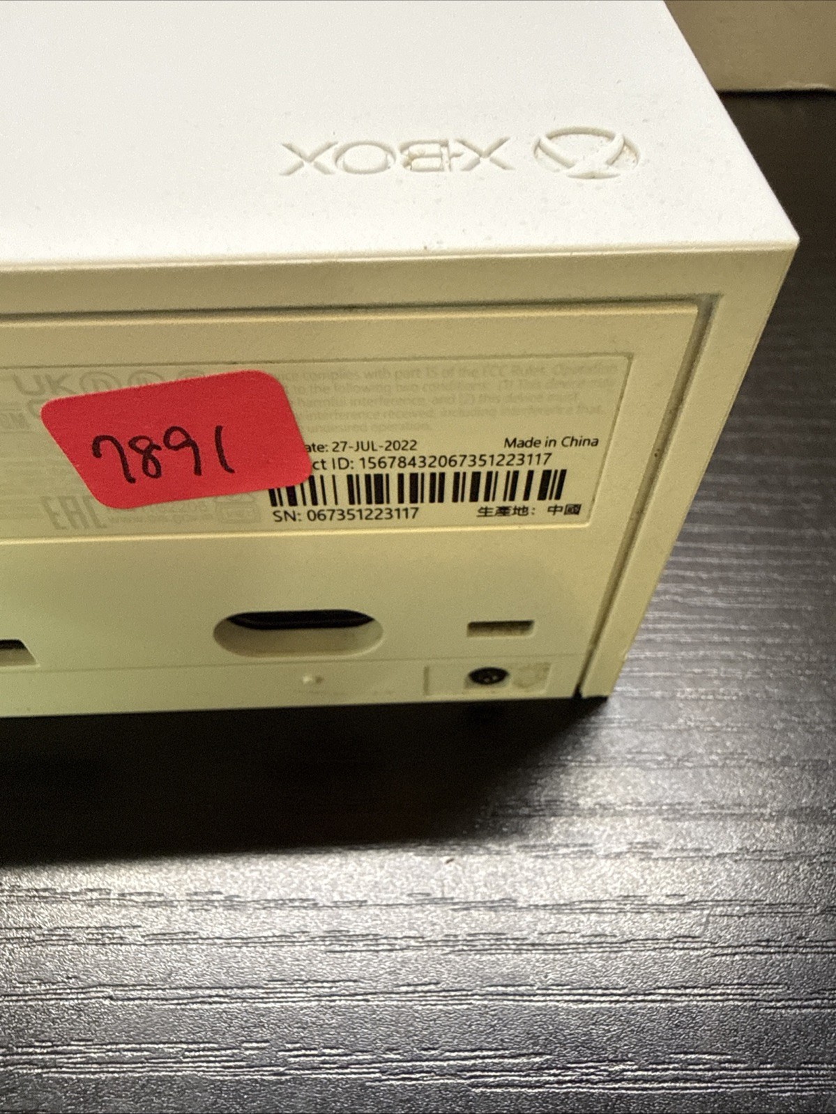 •Cosmetically Flawed•Microsoft Xbox Series S 512GB