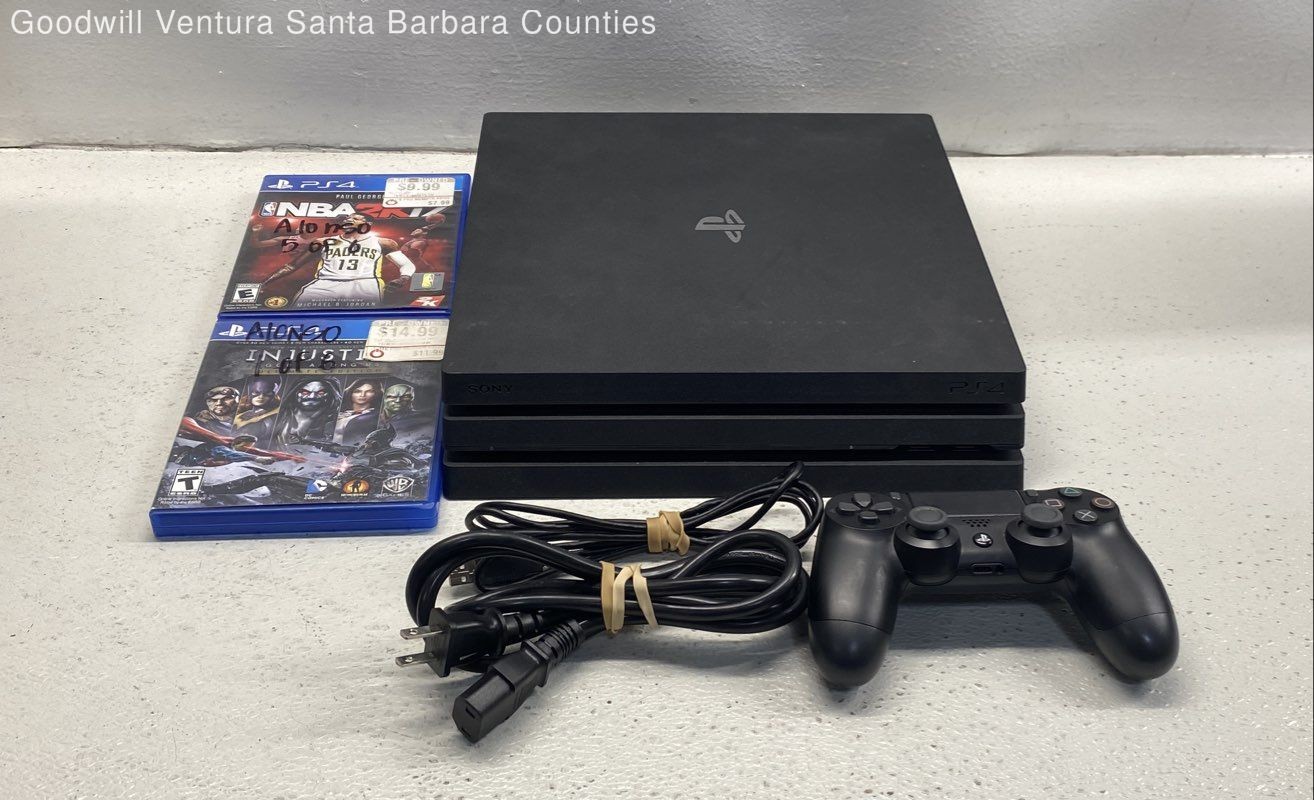 Sony PlayStation 4 Pro FW: 13.50 w/ 2 Games, 1 Controller & Power Cord -Tested