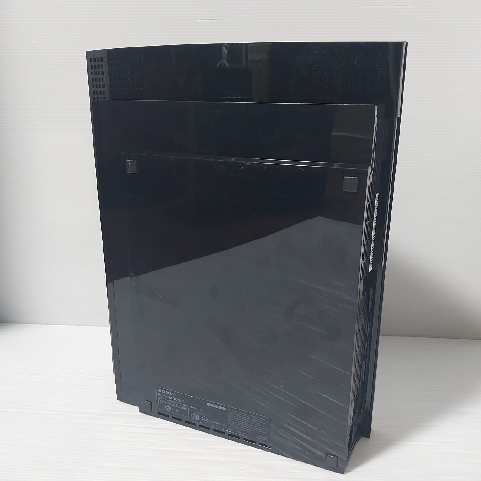 SONY PlayStation3 PS3 FAT 20GB BACKWARDS COMPATIBLE CECHB00 Japanese console