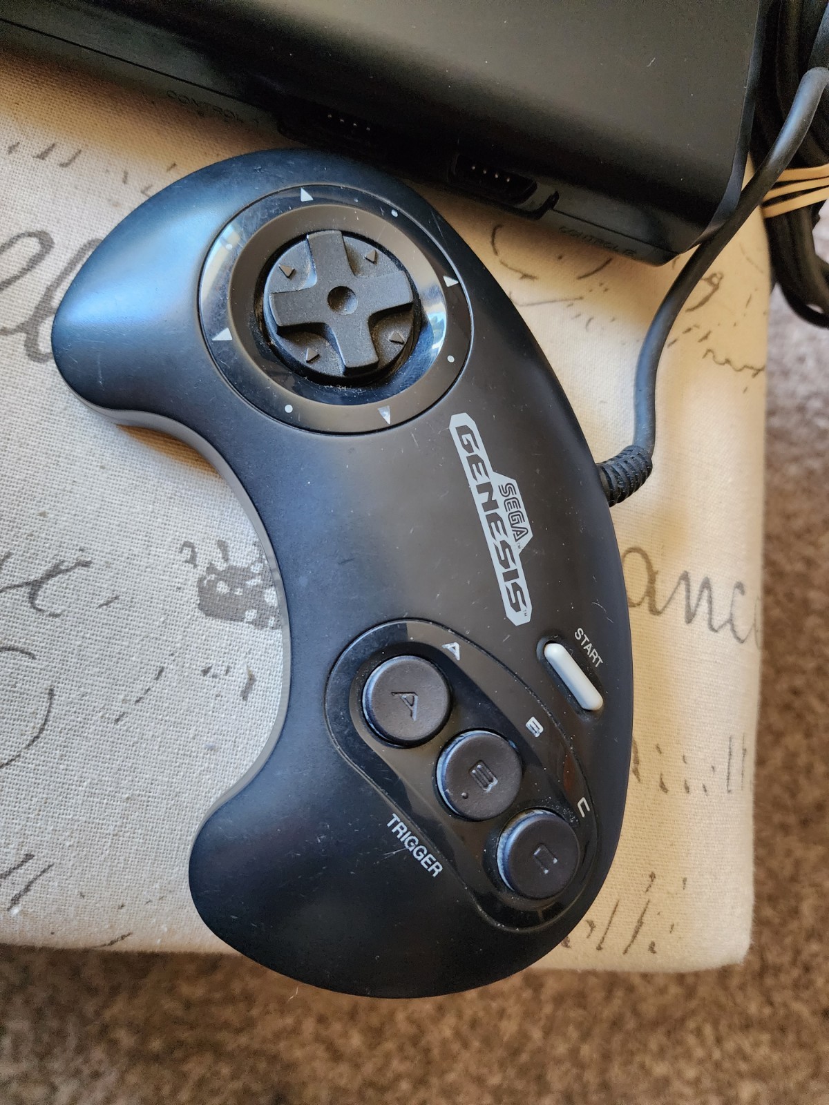 Sega Genesis Console model 1601 with two controllers and power supply