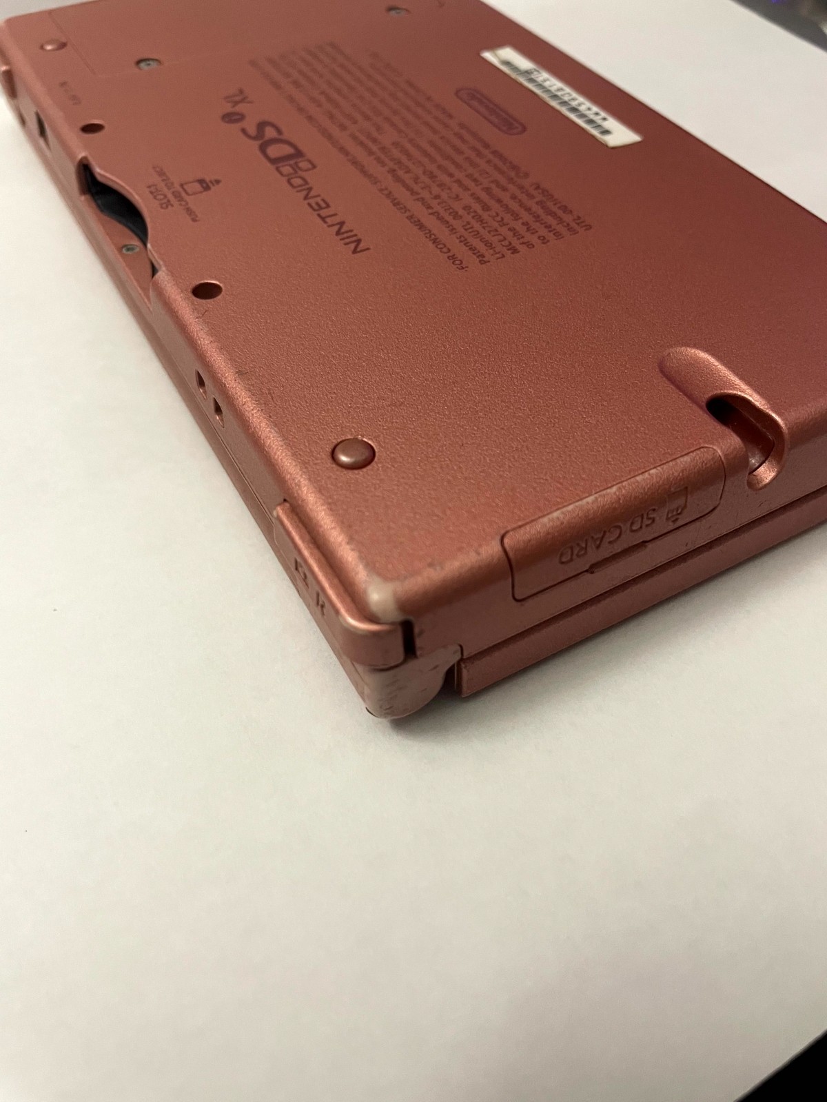 WORKING! Nintendo DSi XL Metallic Rose Pink UTL-001: NO STYLUS SD CARD CHARGER!
