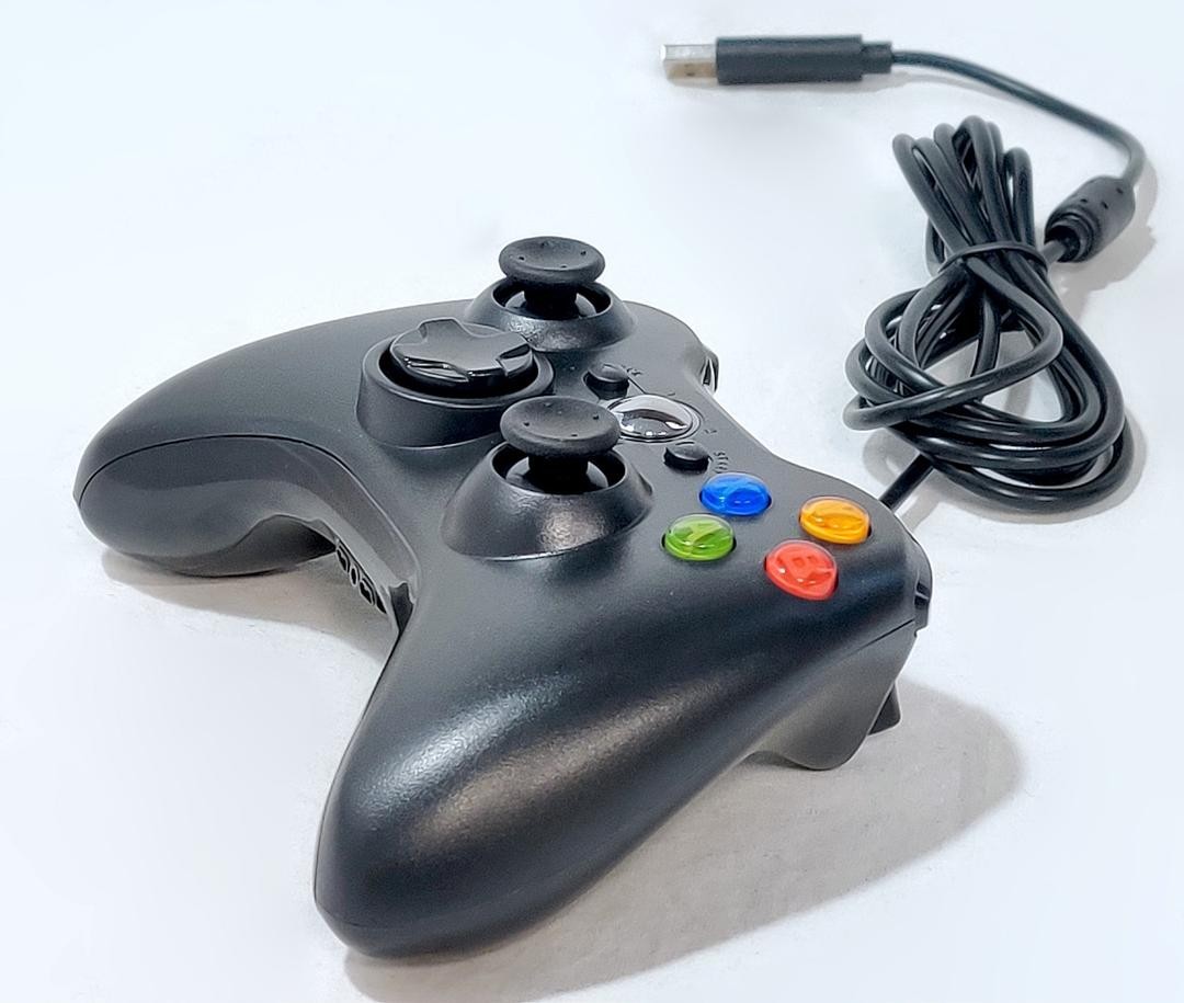 Microsoft XBox 360 PRO Video Game Console Gaming System Bundle Package