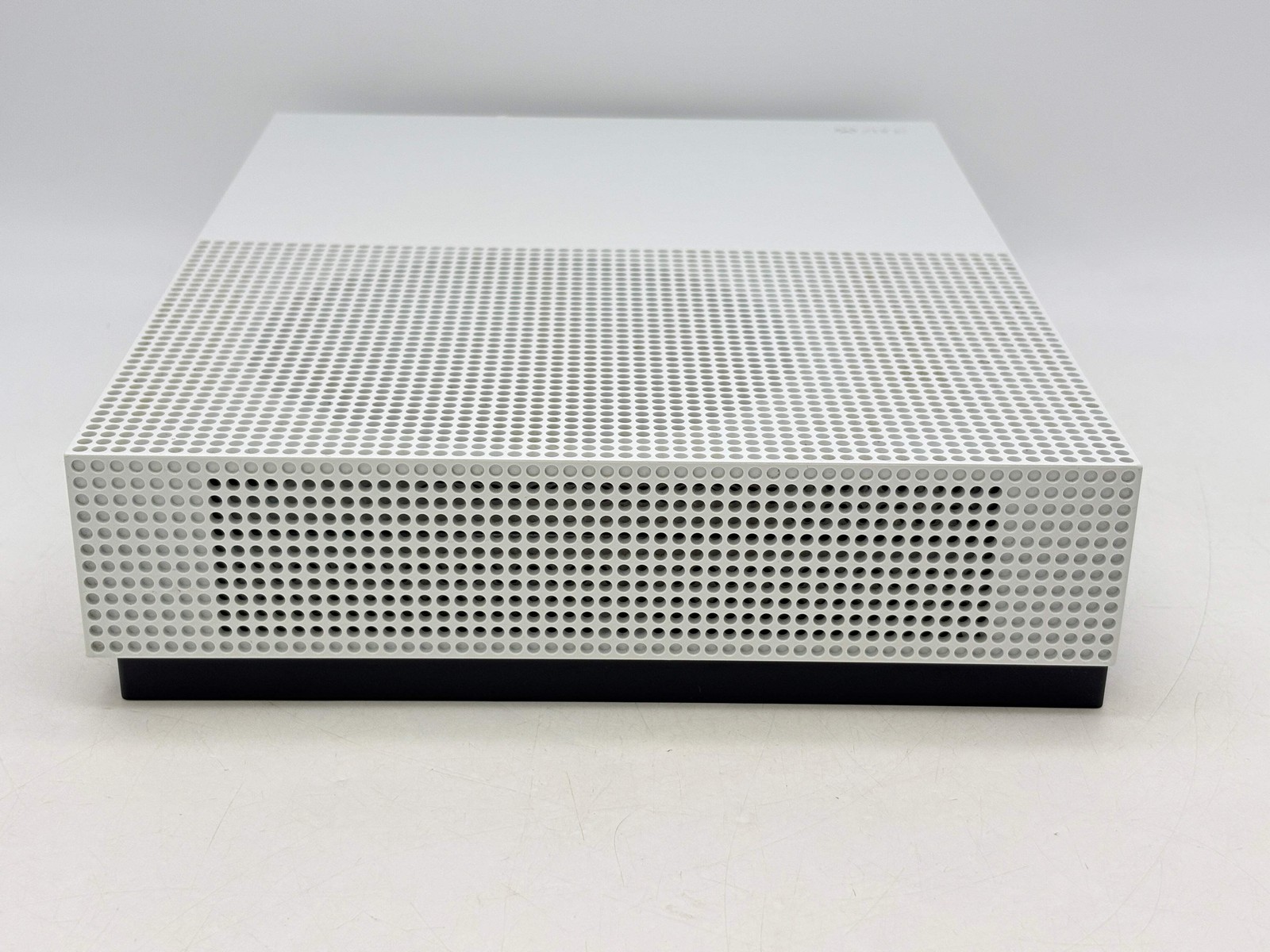 Microsoft Xbox One S 1681 500GB Standard Edition White Used