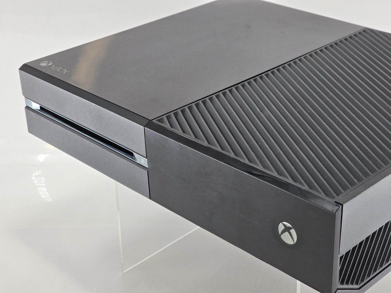Xbox One Day One Edition Console (Microsoft) W/ Box, Controller & Cords – Tested