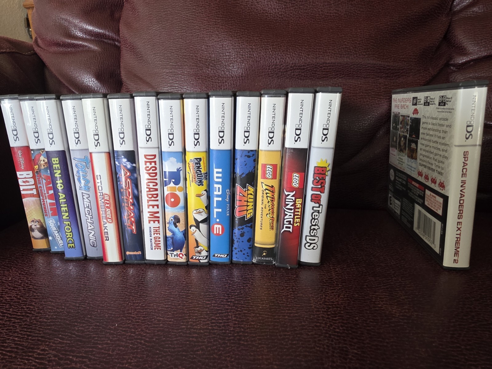 Nintendo DSi Console Bundle Black + 15 Games Charger Case Stylus Tested Working