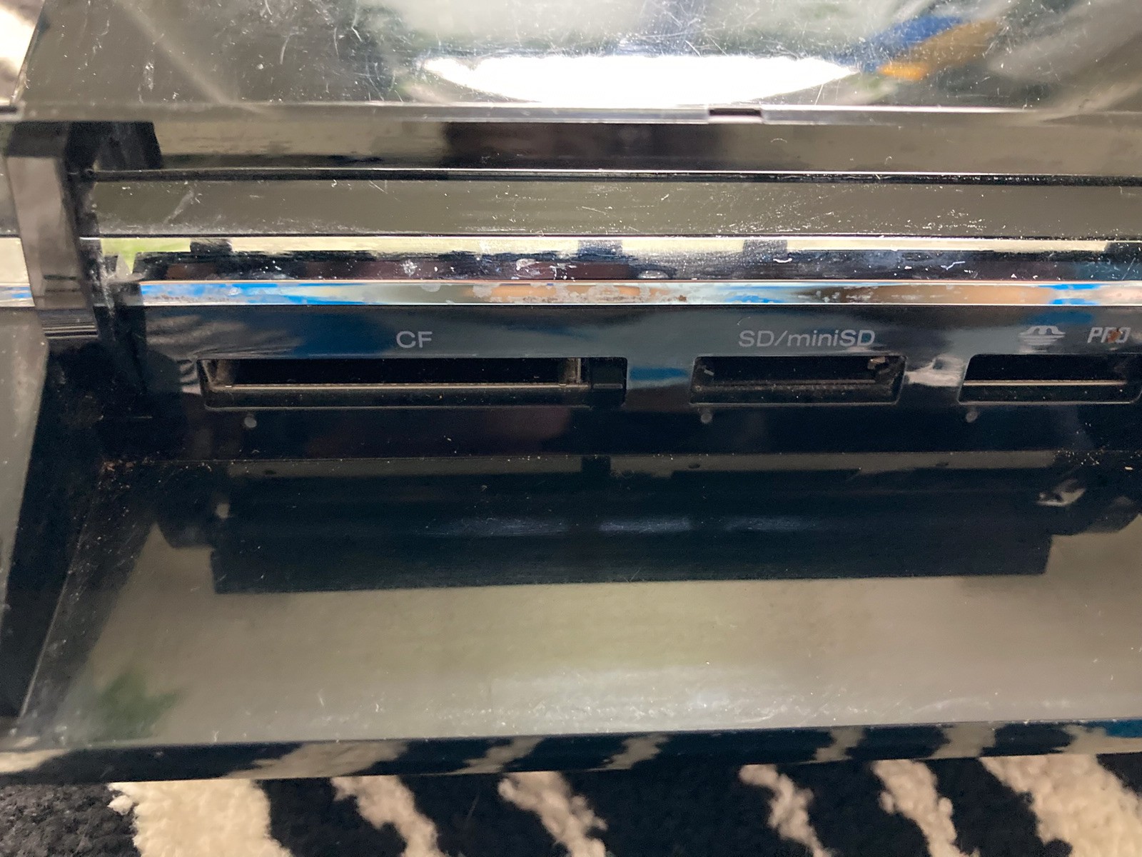 Playstation 3 Backwards Compatible Console 80GB CECHE01 With Controller