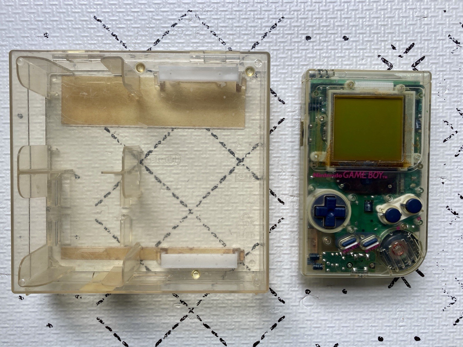 1989 ORIGINAL Nintendo Gameboy CLEAR Play It Loud W/ Matching Orginal Case