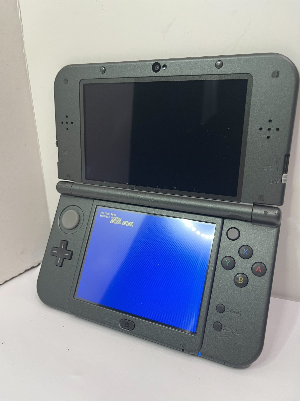 FOR PARTS! «New» Nintendo 3DS XL – Grey – Boot Issue – Error code! (B396)