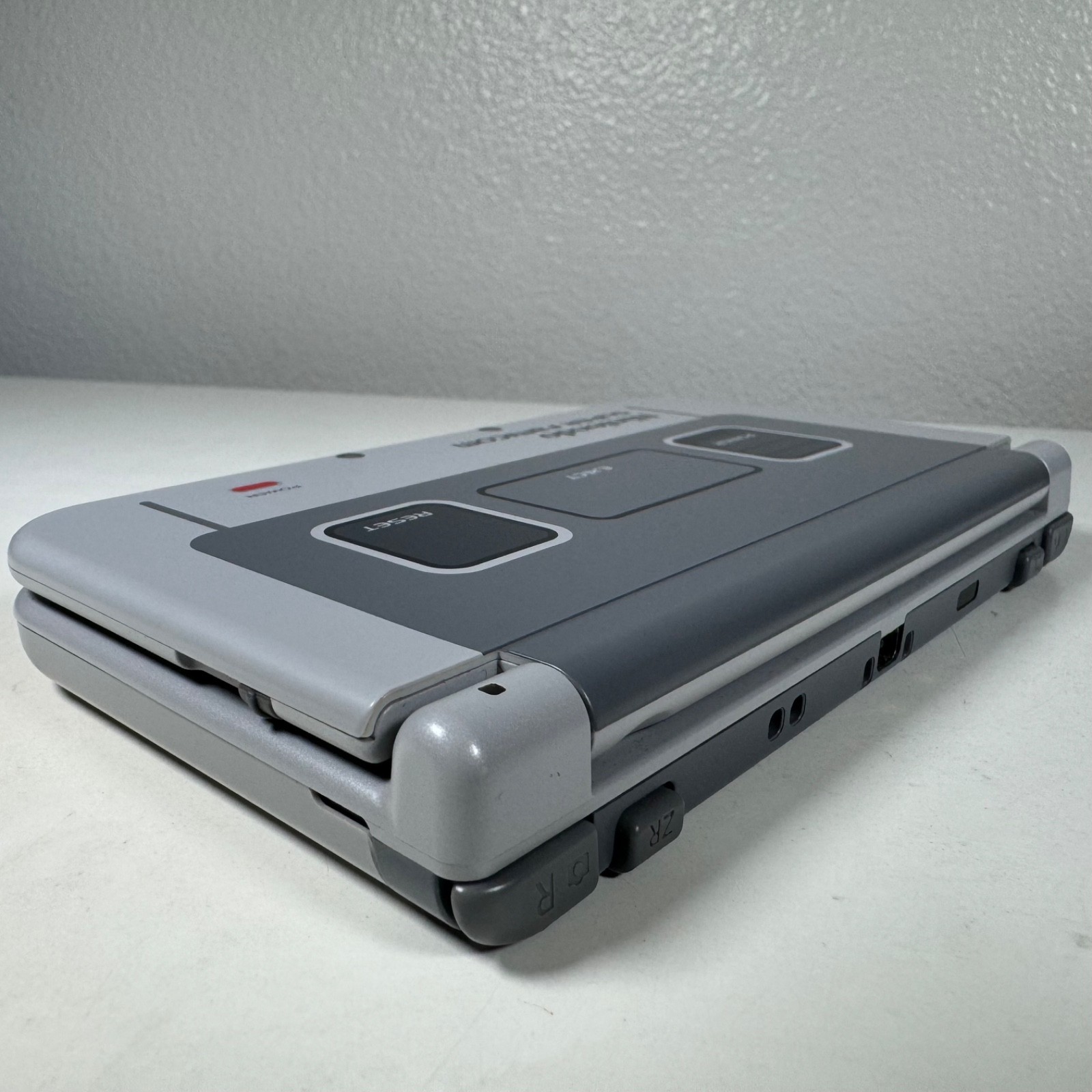 New Nintendo 3DS XL LL Nintendo Super Famicom Console w/ Accessories- USA Seller
