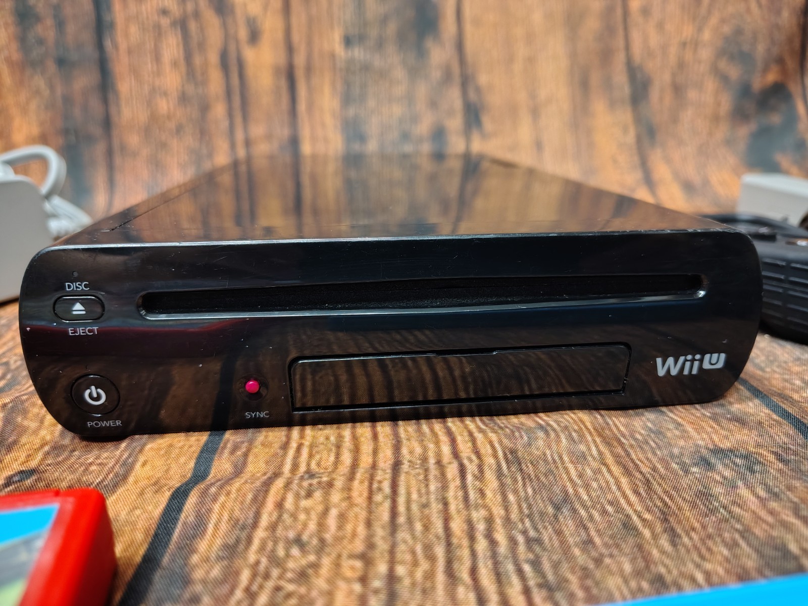 Nintendo Wii U 32GB Black Console Bundle – Mario Kart 8 & Splatoon – Tested