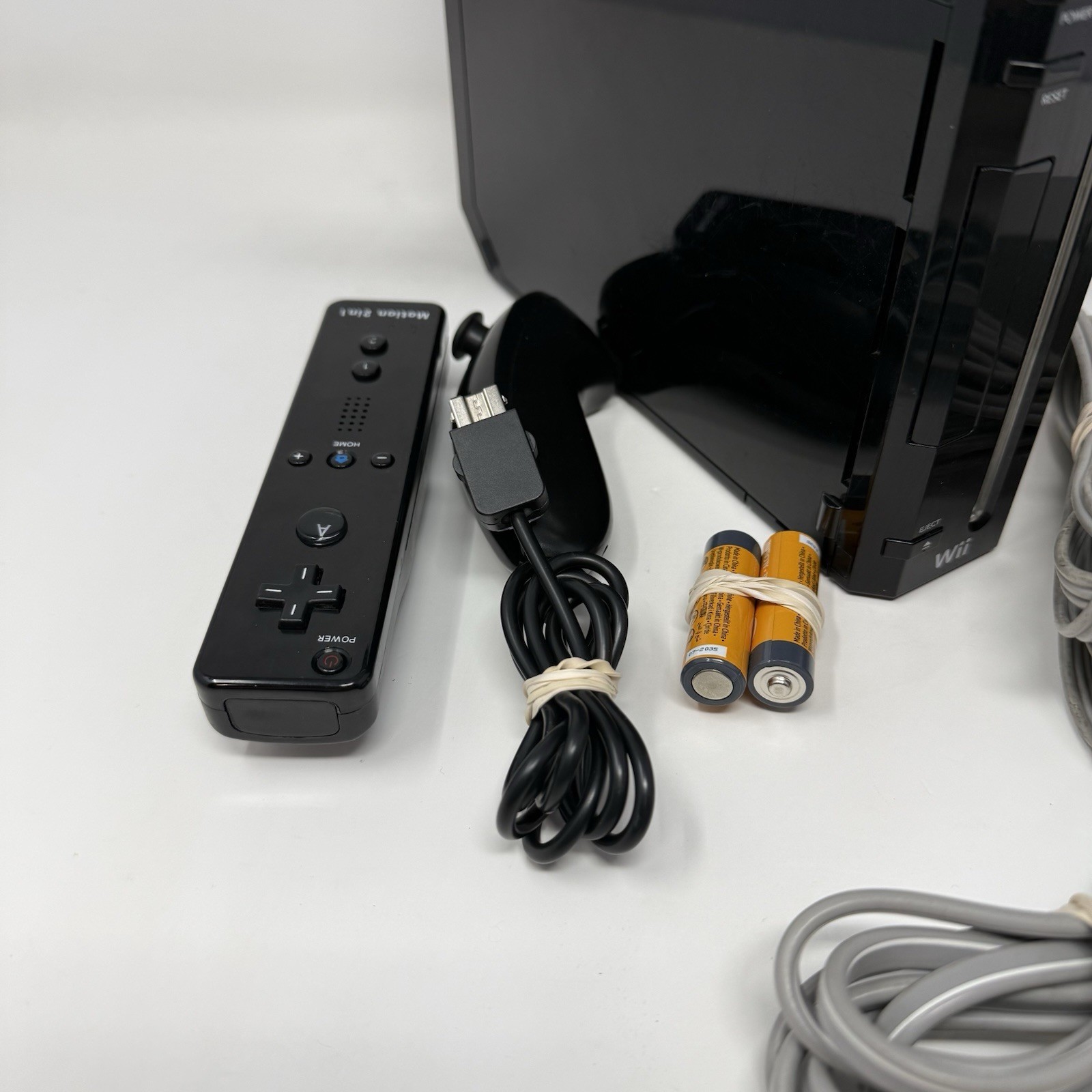 Nintendo Wii Video Game Console RVL-101 Black Cables, Remotes Tested And Working
