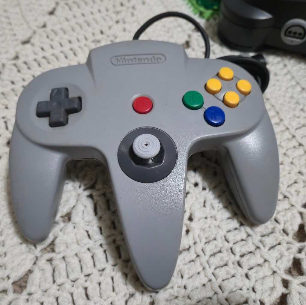 Nintendo 64 N64 Console NUS-001 (USA) Bundle w/ Controller And Cables TESTED