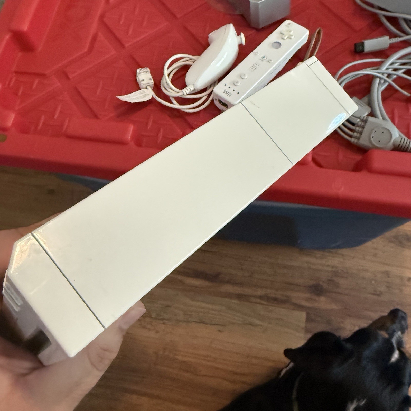 Nintendo Wii Video Game Console RVL-001 White Bundle