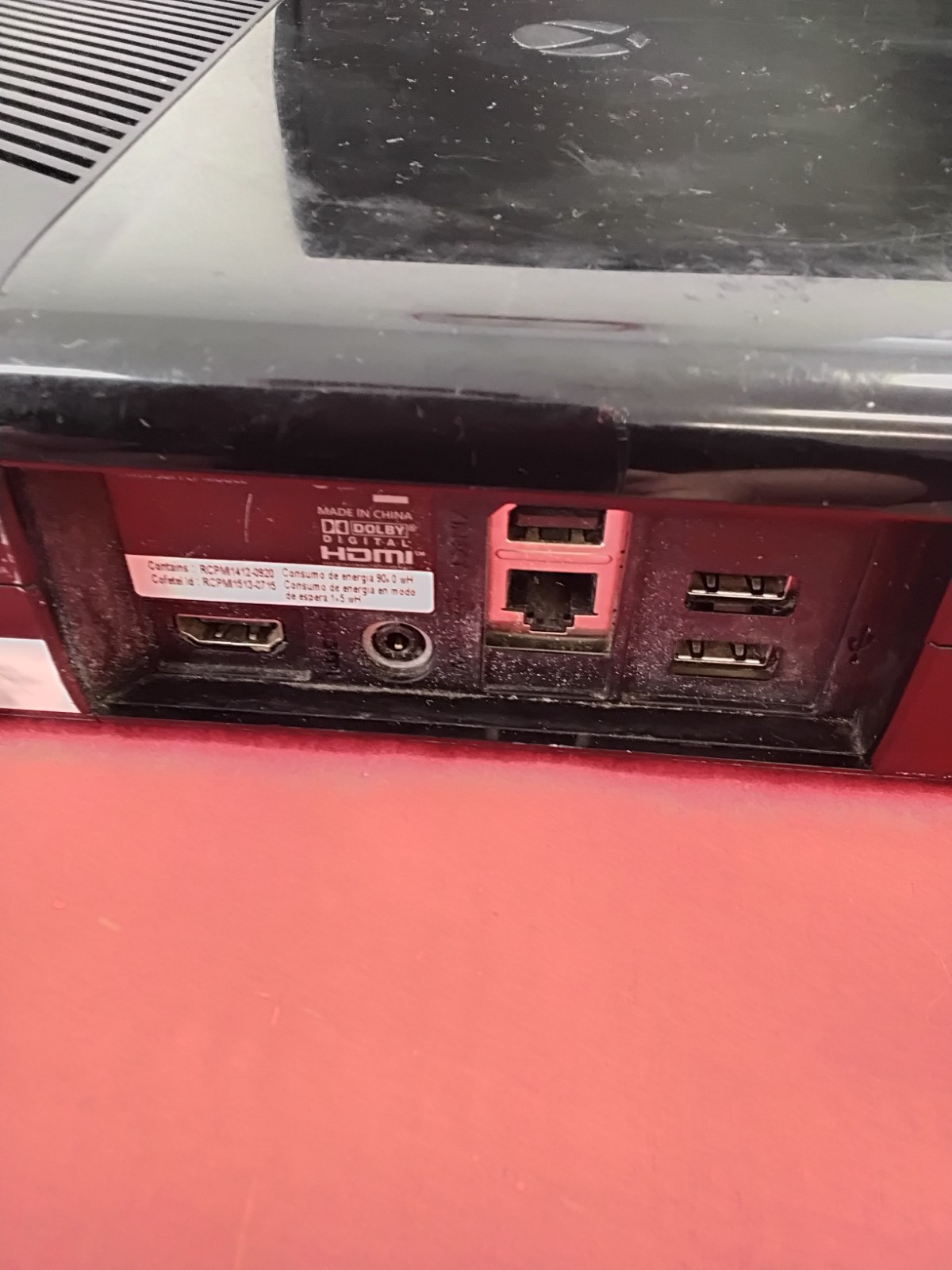 Microsoft Xbox 360 E W/Kinect Works Sold As Is Please Read Description