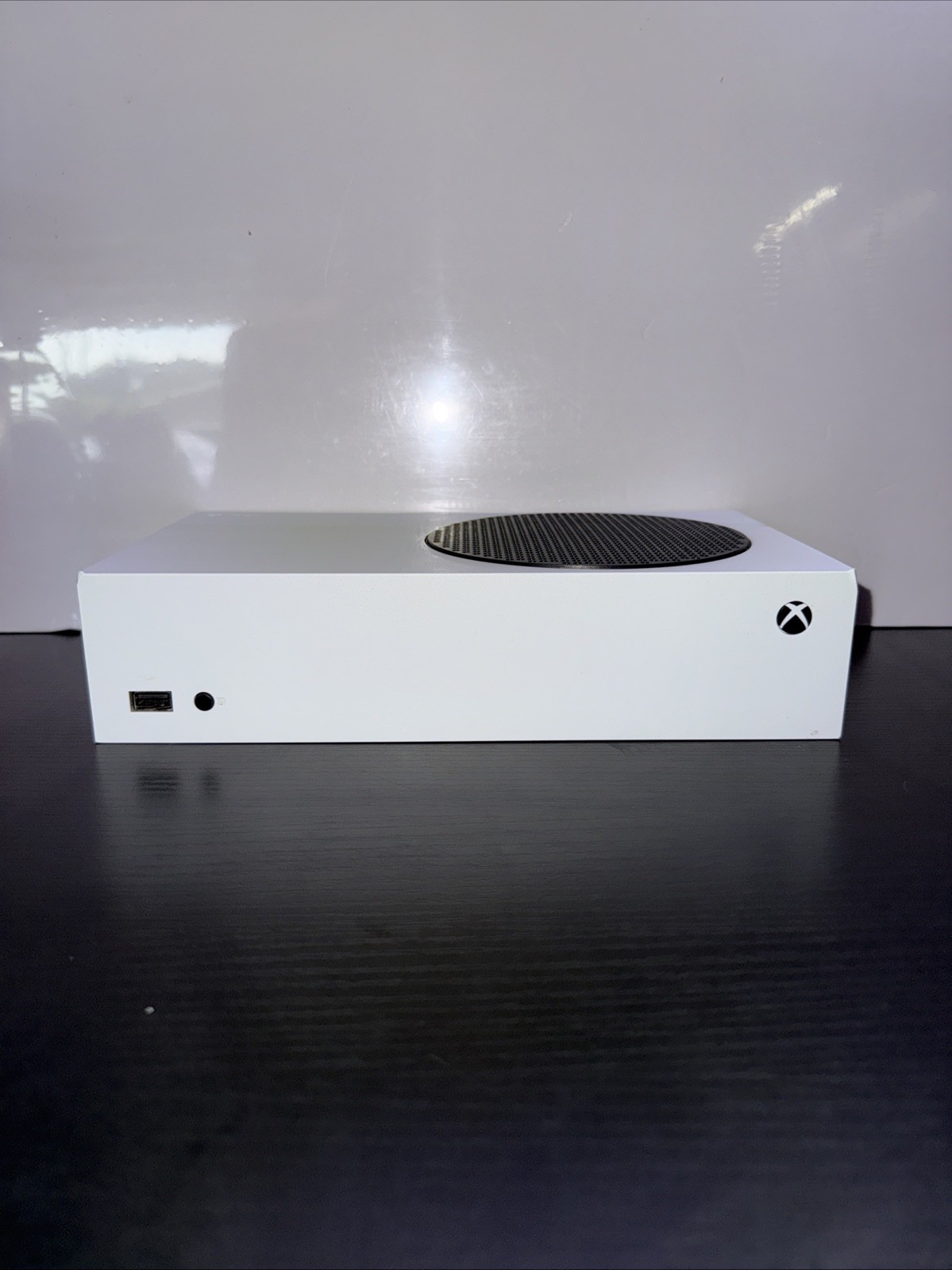 •Cosmetically Flawed•Microsoft Xbox Series S 512GB