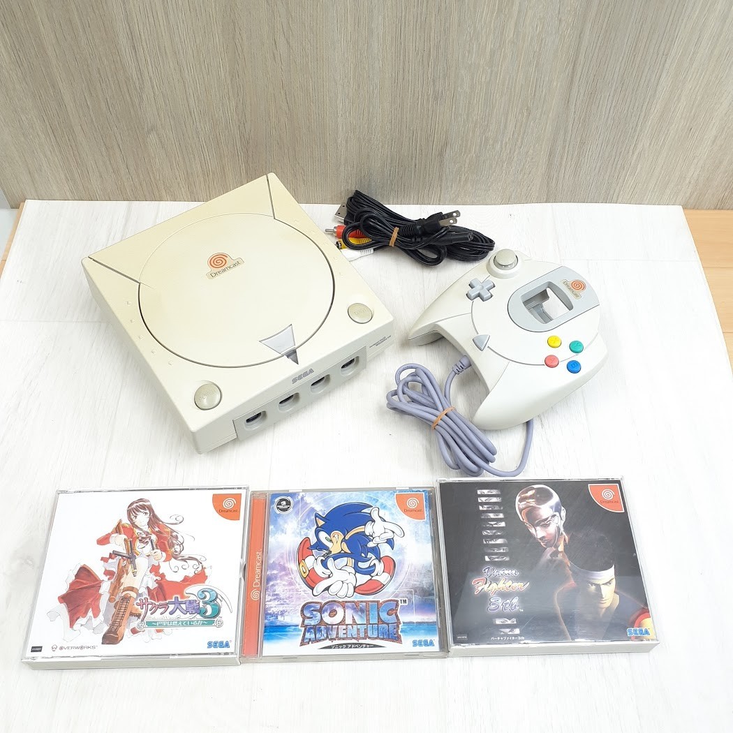 Sega Dreamcast Japanese Console Bundle with 3 Games Tested working NTSC-J