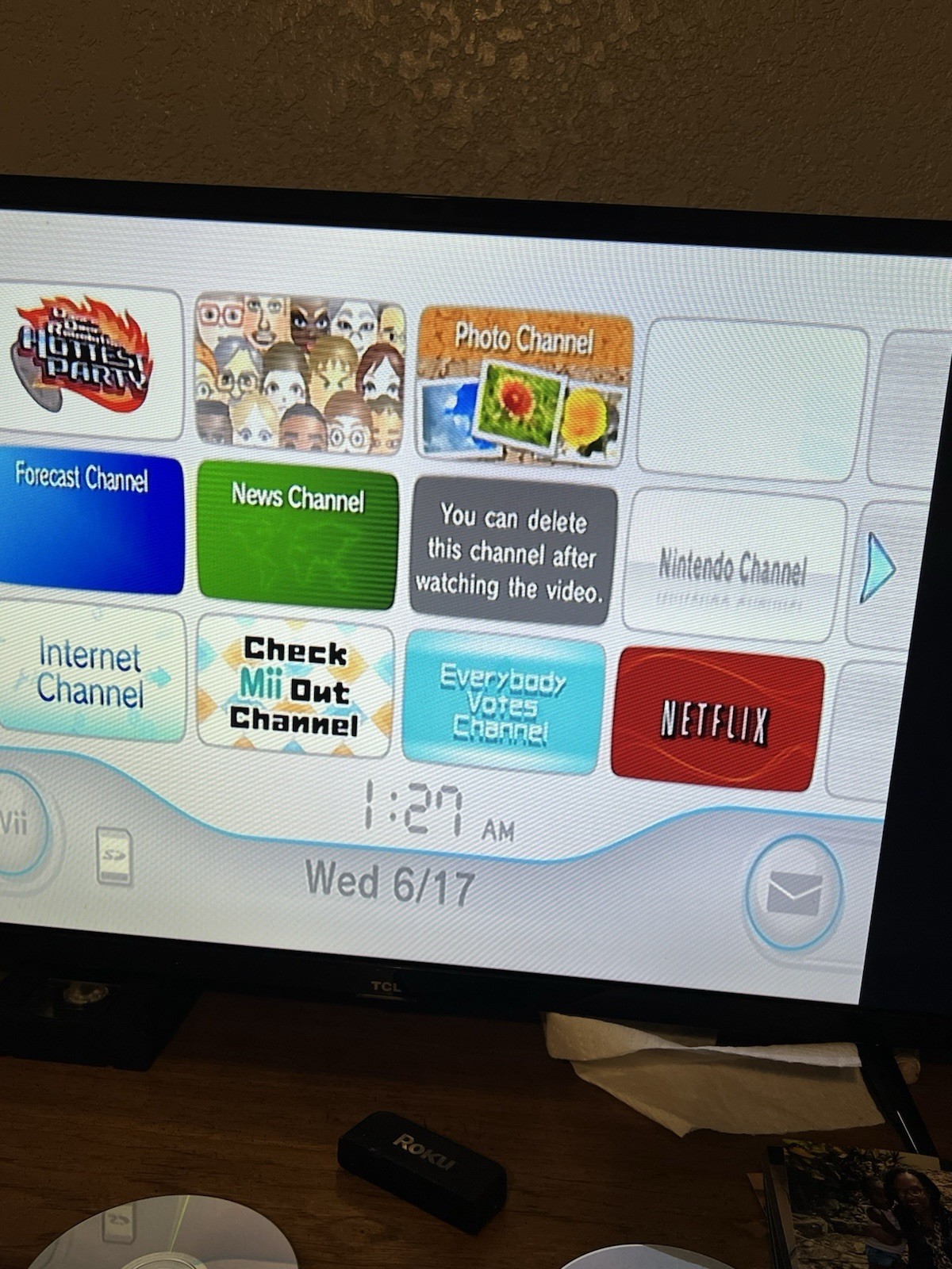 Nintendo Wii RVL-101 512MB Black W/OEM Wii Motion Plus Controller & Cords Tested